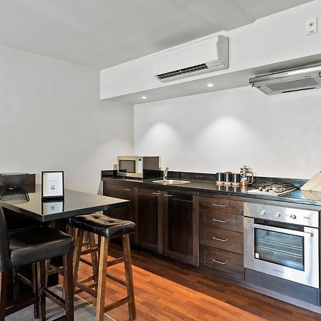 קווינסטאון Lakeside Living - Modern 2-Bedroom Apartment מראה חיצוני תמונה